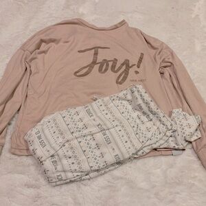 Women’s Nine West Woman’s Holiday Pajamas!